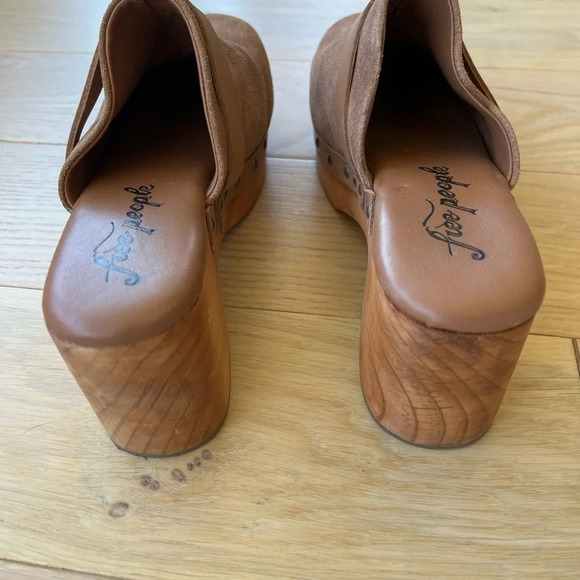 Free People Brown Suede clogs size 8.5 - Picture 9 of 11